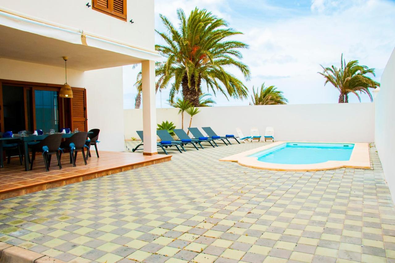 Luxury Anabel Villa Costa Teguise Exterior photo